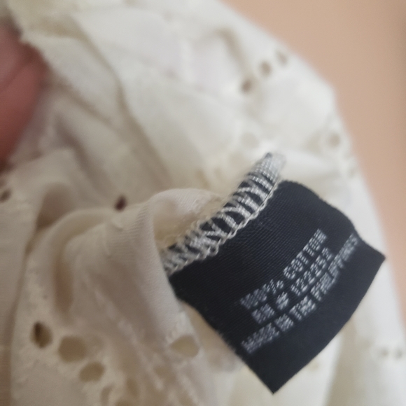 Sosi Boutique Ilaya White Kyla Eyelet Side Zip Tank- Sz XS - Picture 3 of 16